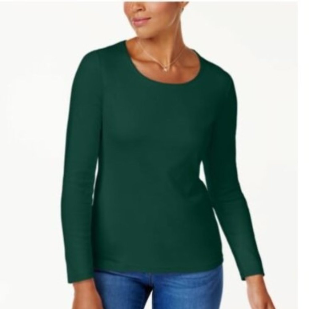 NWOT Karen Scott Women's Green Long Sleeve Top!